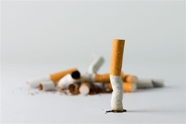뚱뚱한 사람일수록 흡연 가능성이 높아질 뿐 아니라 흡연량이 많아진다는 연구결과가 나왔다. 출처 123rf