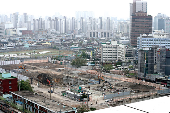 올 들어 지역주택조합 아파트 분양물량이 늘고 있다. 사진은 서울 재개발 지역 모습.
