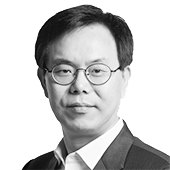 전영기 중앙일보 칼럼니스트