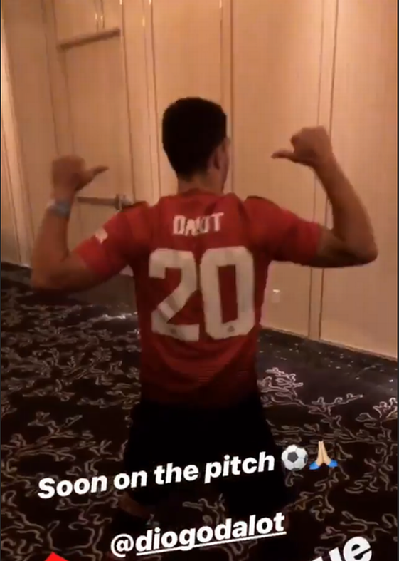 ▲ SNS로 달롯의 번호를 공개한 페레이라 ⓒ 페레이라 SNS