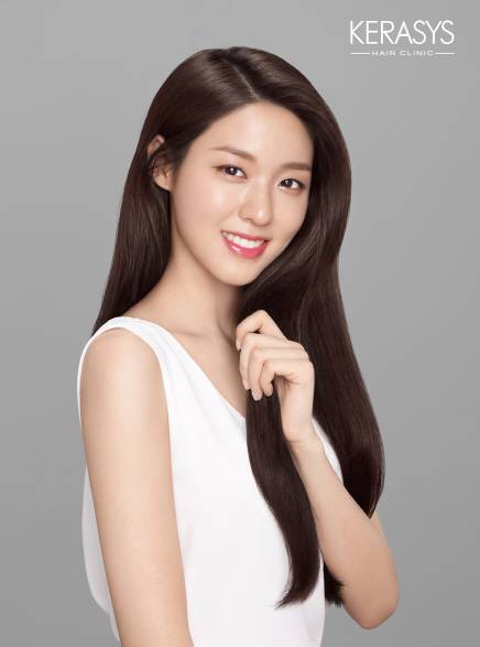 애경산업 케라시스 2018 가을·겨울 설현 뷰티 화보 (사진=애경산업)