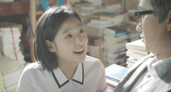 정지우 감독의 영화 ‘은교'로 혜성처럼 등장한 김고은과 상대역 박해일. 김고은은 이후 한국 영화에서 대체불가능한 존재가 됐다.