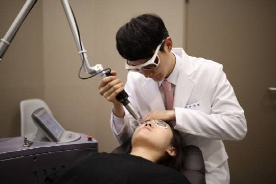 출처 : 헤브론피부과