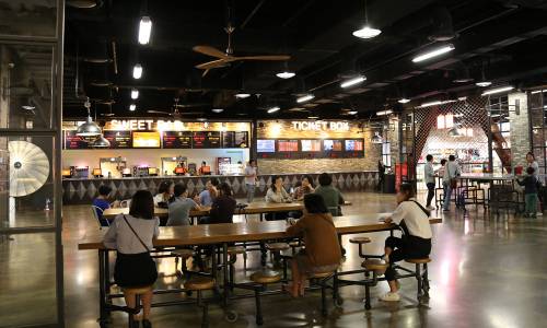 충남 천안시 신부동 야우리시네마 티켓박스.