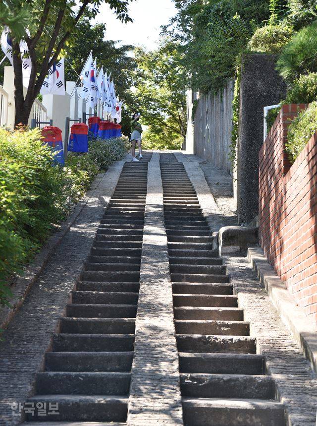 청라언덕에서 계산동으로 이어지는 3ㆍ1만세운동길.