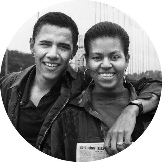 젊은 시절의 오바마 부부. 이들은 미셸이 변호사로 있던 시카고의 로펌에서 사수와 인턴으로 만나 결혼했다. /웅진지식하우스