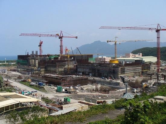지난 2014년 준공을 목전에 두고 건설중단된 룽멘 원전./위키미디어