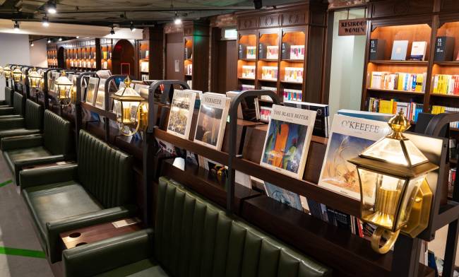 Reading space at Arc N Book is furnished with power outlets and cup holders. (OTD Corp.)