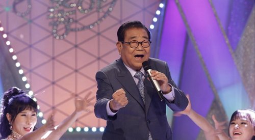 송해가 아들 사망 후 찾아온 방송 '전국노래자랑'에 대해 이야기했다. 