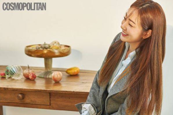 사진=코스모폴리탄/오나라