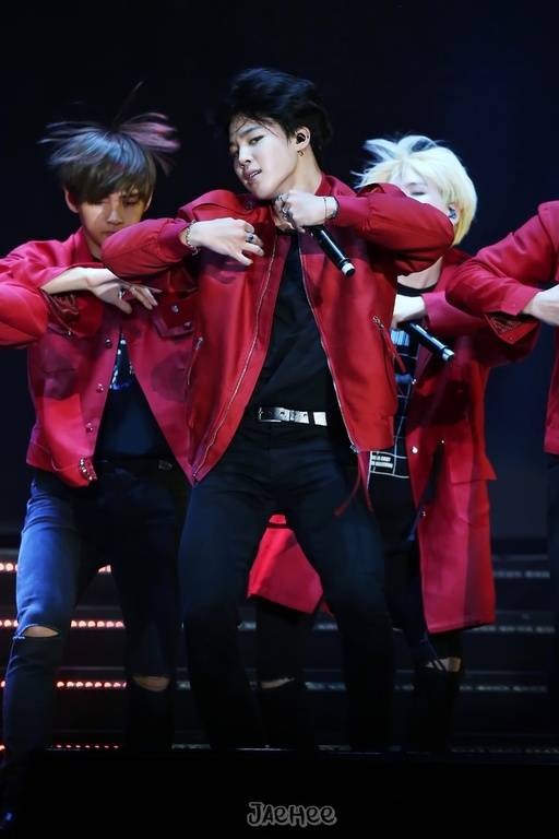 ‘333’ 지민 안무 모습