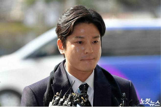 '버닝썬 폭로' 김상교 씨가 19일 피고소인 신분으로 서울지방경찰청에 출석하고 있다. (사진=박종민 기자)