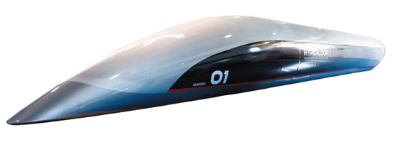 미국 기업 HTT가 작년 11월 스페인에서 공개한 하이퍼루프 열차 ‘퀸테로 원’ 시제품. 사람이 탈 수 있게 설계된 첫 제품이다. /HTT
