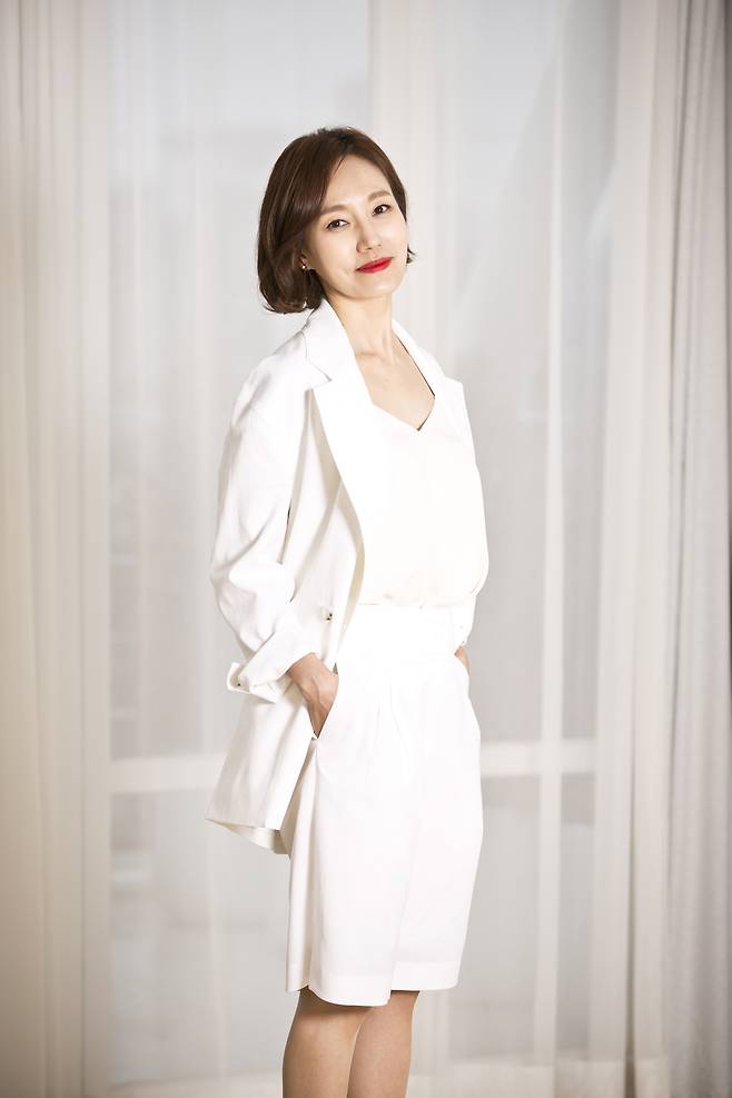 최근 `해투`에서 예능감을 뽐낸 진경이 예능 출연에 대한 생각을 밝혔다. 제공|메가박스중앙 플러스엠