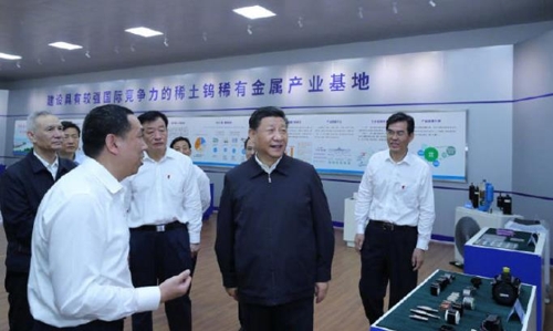 장시성 기업 시찰한 시진핑 중국 국가 주석 [신화망 화면 캡처]