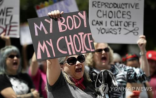 미 전역 낙태금지법 반대 시위