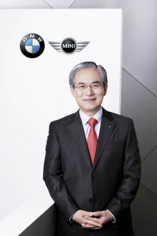 김효준 BMW그룹코리아 회장.