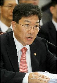 자유한국당 윤상직 의원. (사진=자료사진)