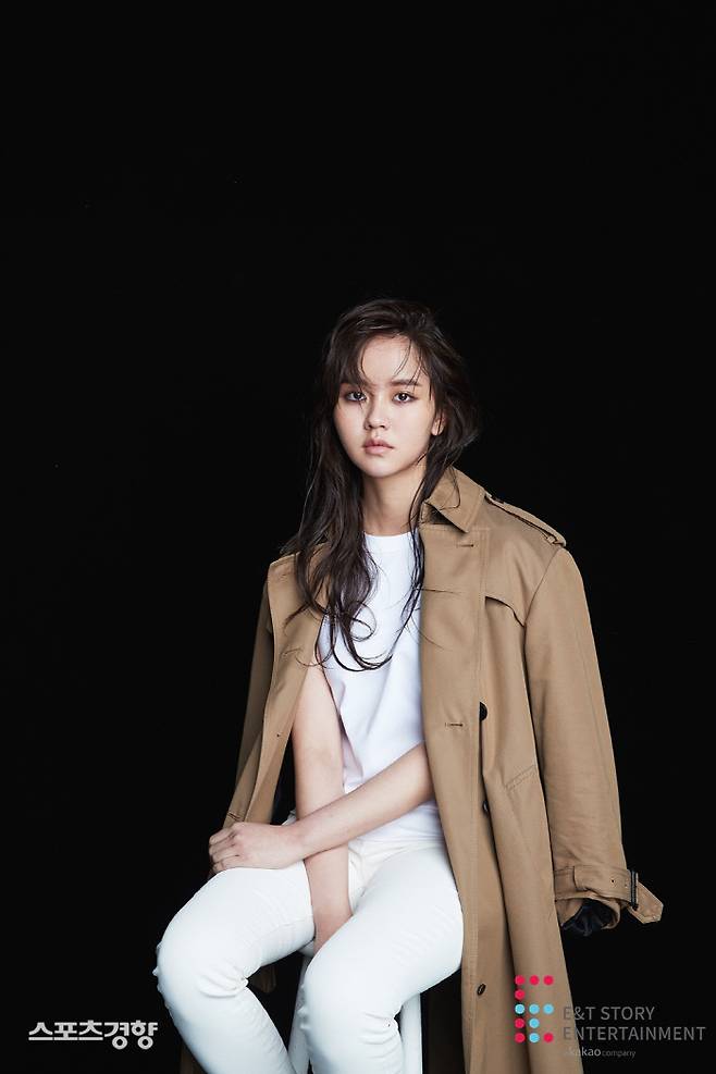 배우 김소현 프로필 이미지. 사진 E&T STORY