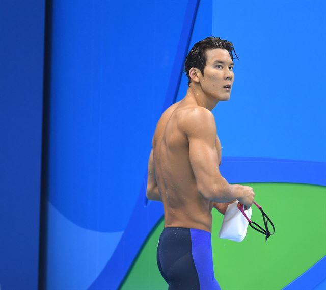 광주세계수영선수권대회에서 안 보이는 박태환. 한국일보 자료사진