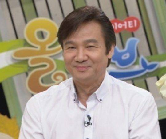 31일 별세한 성우 박일./ 사진=네이버 인물