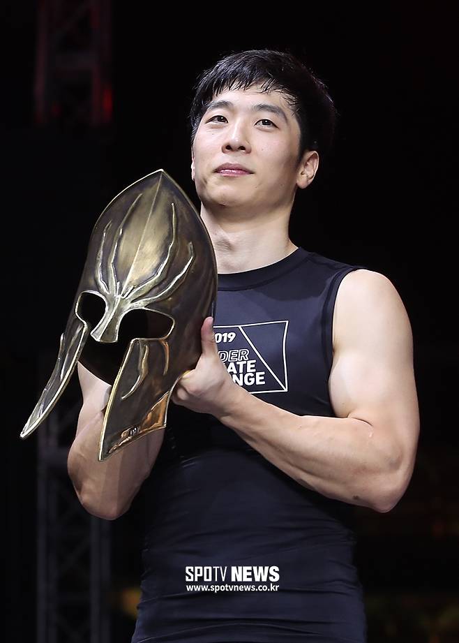 ▲ 2019년 스파이더 얼티밋 챌린지 남자부 우승자 남호현 소방공무원 ⓒ 광화문, 곽혜미 기자
