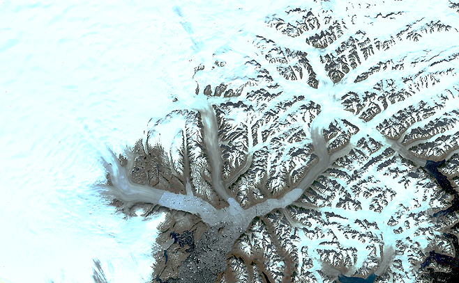 그린란드 남동부 빙하의 현재 모습.