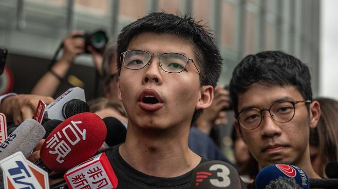 17살에 2014년 홍콩 우산혁명을 주도했던 조슈아 웡