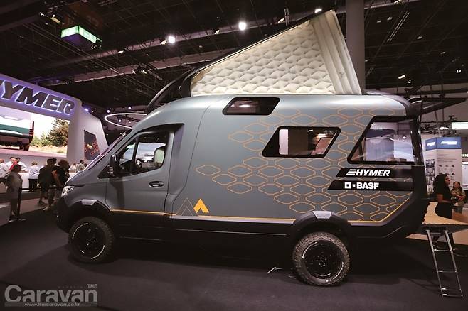 Hymer가 선보인 미래형 컨셉카 비전벤처 , 벤츠 스프린터 베이스