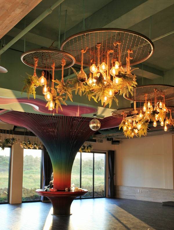 매일 아침 액티브 명상이 진행되는 오라토리움