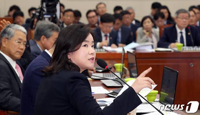 신보라 자유한국당 의원.2019.10.21/뉴스1 © News1 김명섭 기자