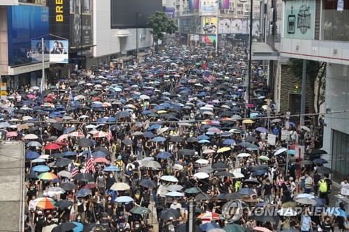 홍콩의 송환법 반대 시위 (홍콩 AP=연합뉴스)