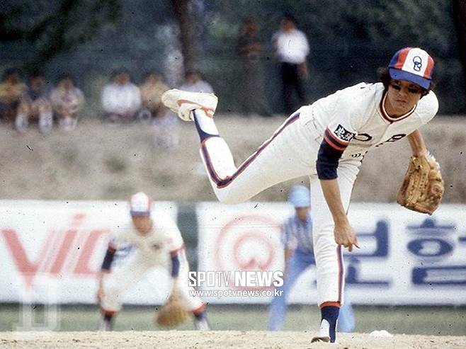 ▲ OB 베어스 박철순은 1982년 세계에서 유일한 단일 시즌 22연승을 기록했다. ⓒ두산 베어스