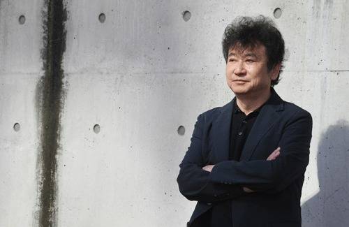 김진명 작가는 인터뷰에서 “한·일 갈등 해소는 두 나라에 꼭 필요한 만큼 이제는 ‘의미의 차원’에서 ‘이익의 차원’으로 방향전환해야 한다”고 강조한다. 이재원 기자