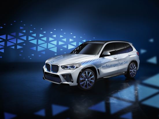 BMW그룹이 지난달 프랑크푸르트모터쇼에서 공개한 수소연료전지 콘셉트카 ‘BMW i 하이드로젠 넥스트'. BMW그룹 코리아 제공