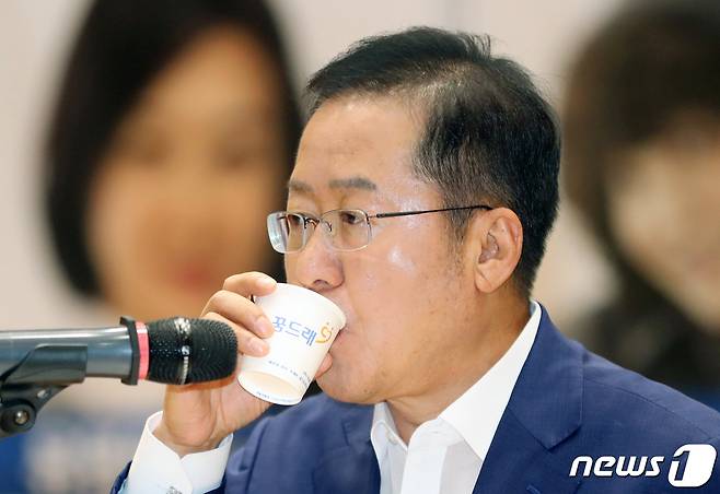 홍준표 자유한국당 전 대표2019.7.10/뉴스1 © News1 이종덕 기자