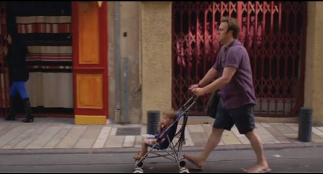 프랑스 단편 영화 <억압당하는 다수> 중 한 장면. 유튜브 캡처