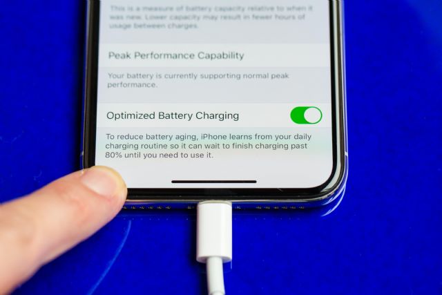 애플 iOS13의 '최적화된 배터리 충전' 기능