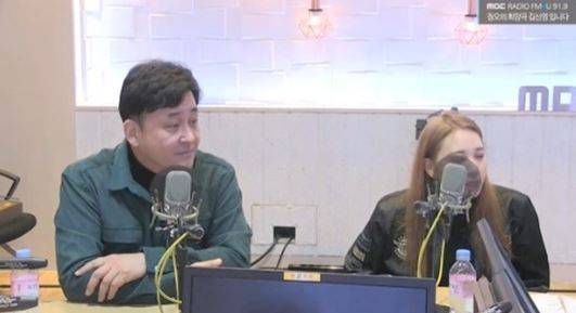 MBC FM4U '정오의 희망곡 김신영입니다'에 출연한 문단열(좌), 문에스더(우)/사진= MBC FM4U '정오의 희망곡 김신영입니다' 방송 화면 캡처
