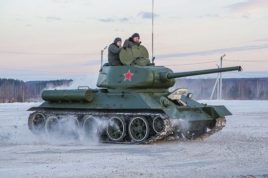 2차대전 당시 구소련의 승리를 이끈 전차로 평가받는 T-34 전차의 모습[이미지출처=우랄바곤자보드사 홈페이지/http://uralvagonzavod.ru]