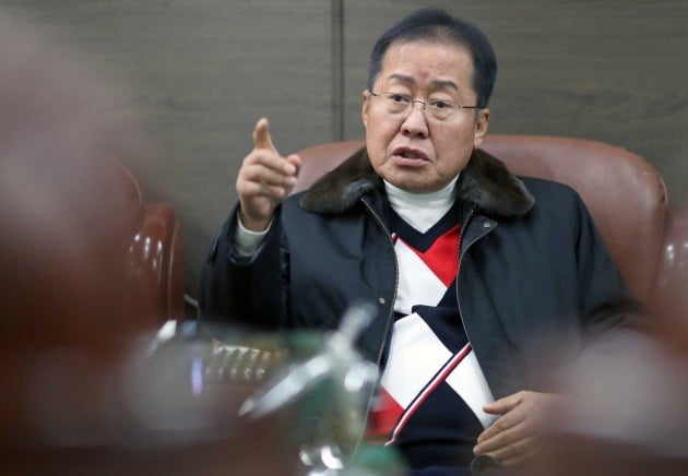 홍준표 전 자유한국당 대표가 코로나19 대응을 위해 문재인 대통령의 대구행을 촉구했다. /사진=연합뉴스