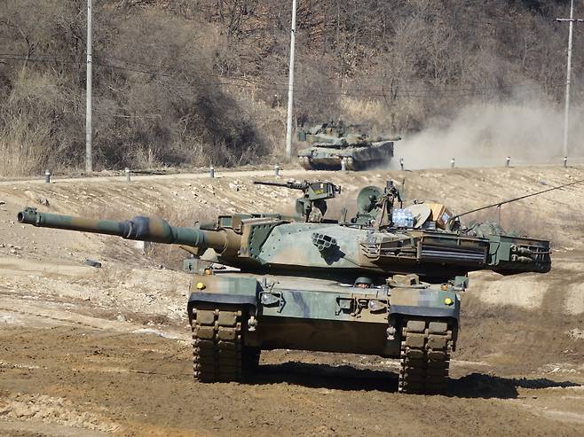 군이 미래전에 대비해 육군에서 운용중인 K1A2 전차의 성능개량에 나선다. (사진=김대영)