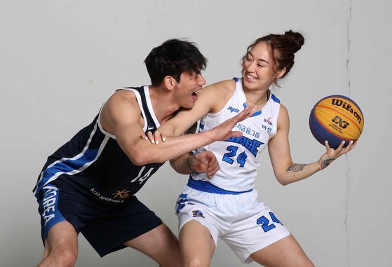 '농구 커플'답게 데이트는 주로 코트에서 이뤄진다. 김상선 기자