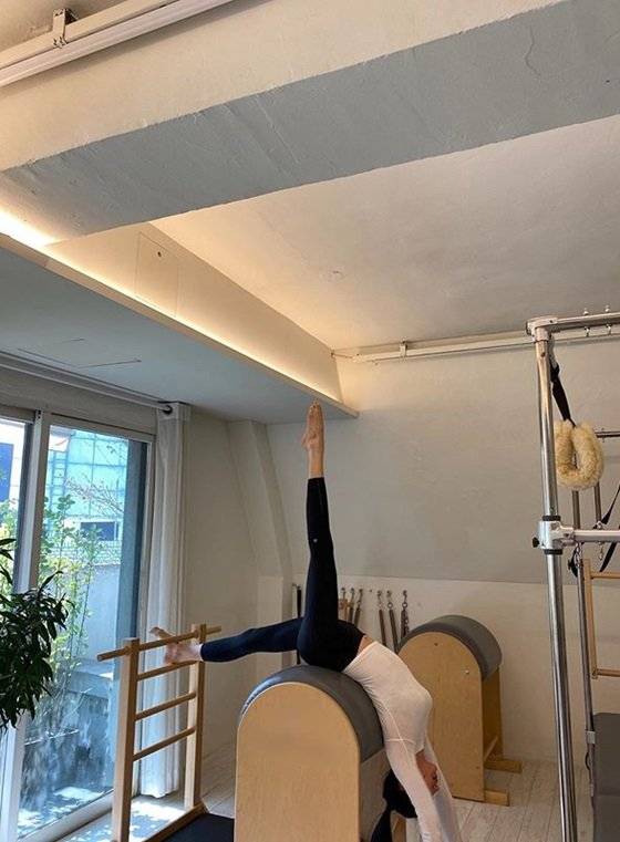 장원영이 필라테스 근황을 공개했다.사진=아이즈원 공식 SNS