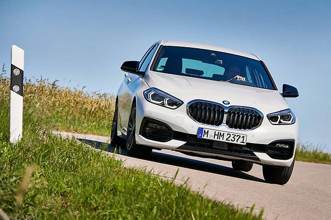 컴팩트 BMW, 1 시리즈는 어느새 3세대에 이르게 됐다.