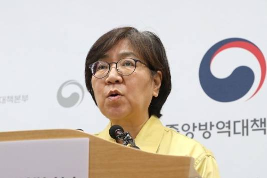 정은경 중앙방역대책본부장이 브리핑을 진행하고 있다. 연합뉴스 제공