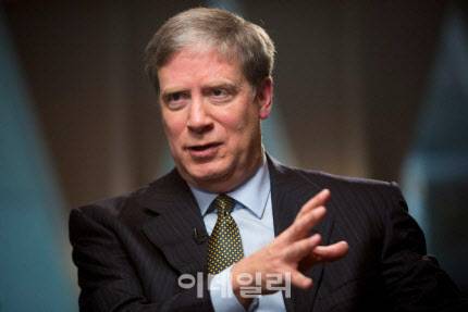 헤지펀드의 제왕으로 불리는 스탠리 드러켄밀러 뒤켄패밀리오피스 대표. (사진=AFP 제공)