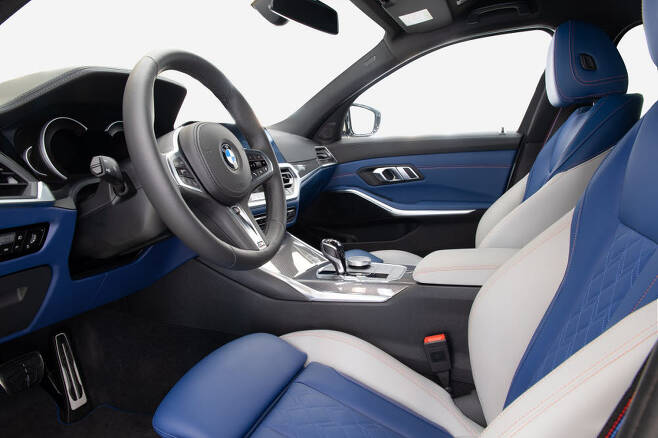 BMW 온라인 한정판 M340i 퍼스트 에디션