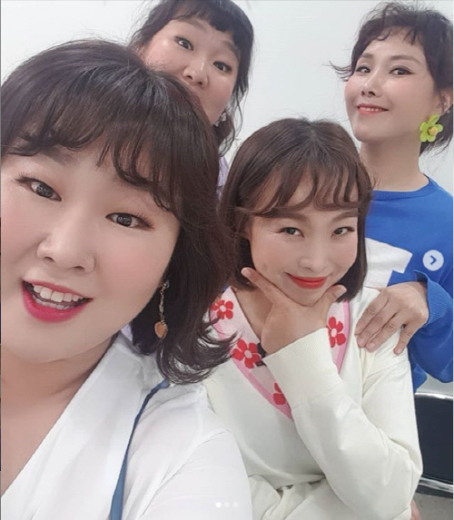 개그우먼 이수지, 신봉선, 오나미, 김민경(왼쪽부터 시계방향으로). 출처|신봉선 개인 SNS