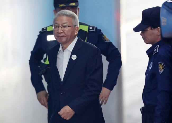 사법농단 사건으로 재판을 받고 있는 양승태 전 대법원장. 김창길 기자 cut@kyunghyang.com